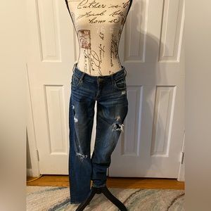 Women’s vintage distressed A&F denim